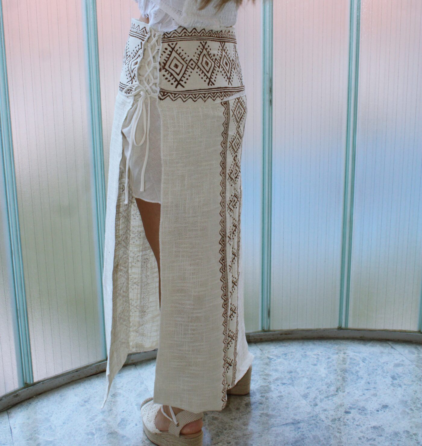 Falda Indonesia - Imagen 3