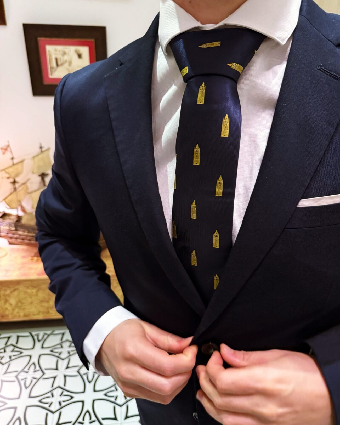 Corbata Giralda