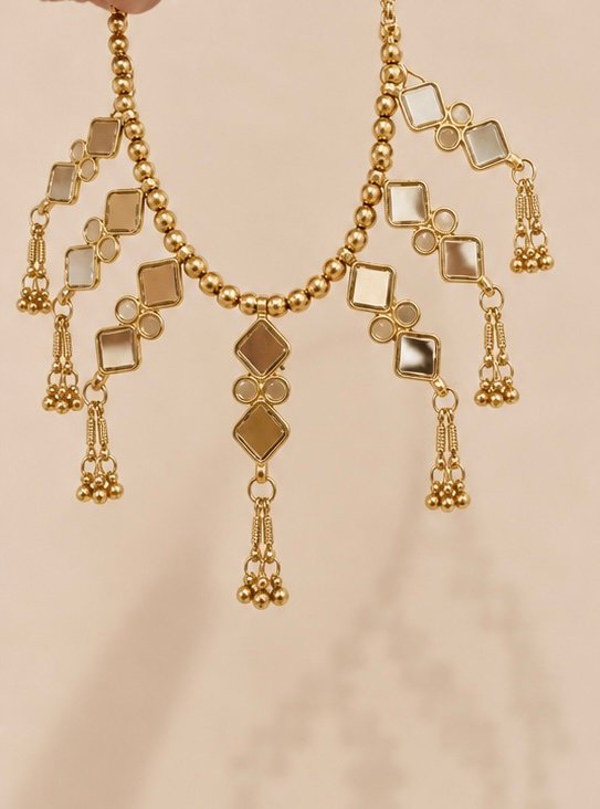 Choker India