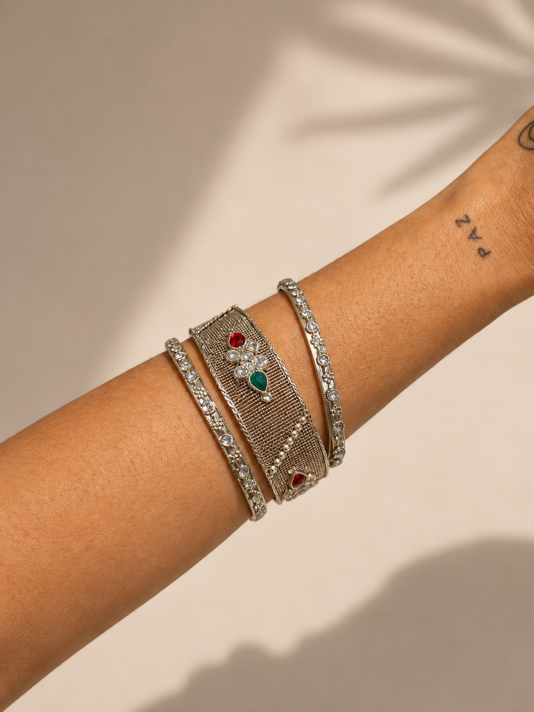 Brazalete triple India