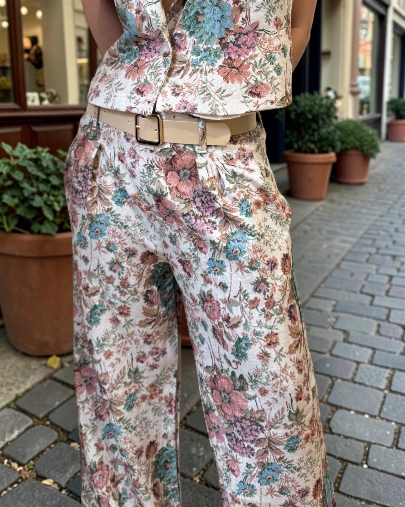 Pantalón floral