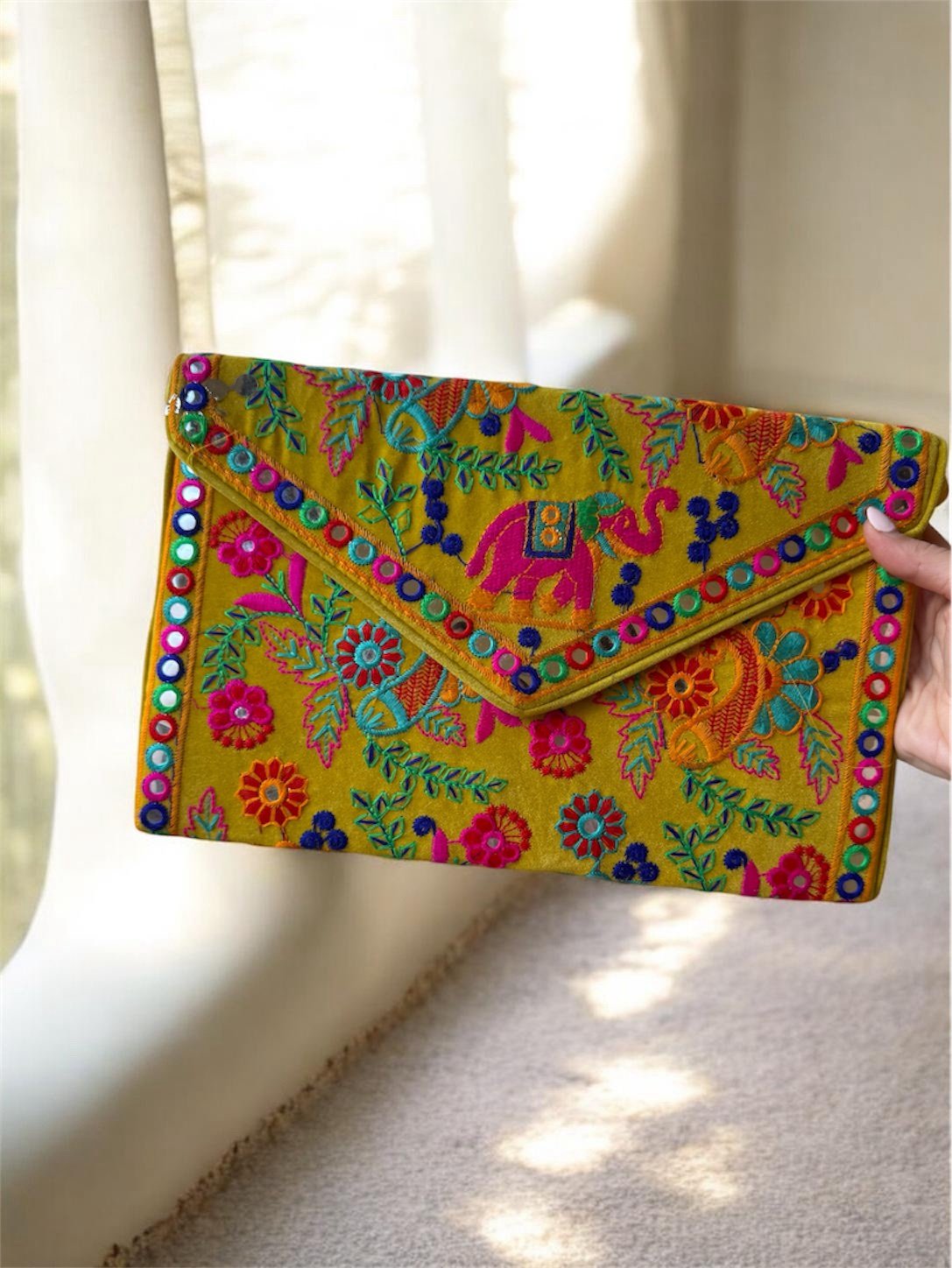 Cartera India